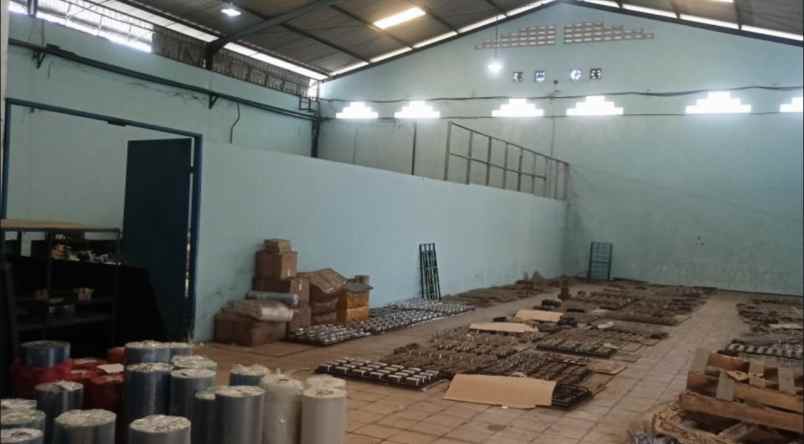 dijual ruko gudang kantor jl raya baureno kec