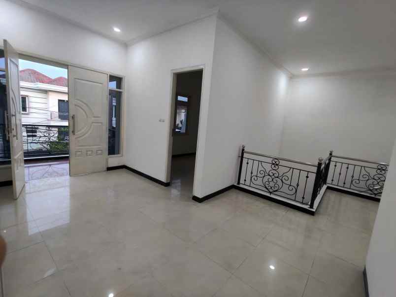 dijual ruko gudang kantor jl sutorejo selatan