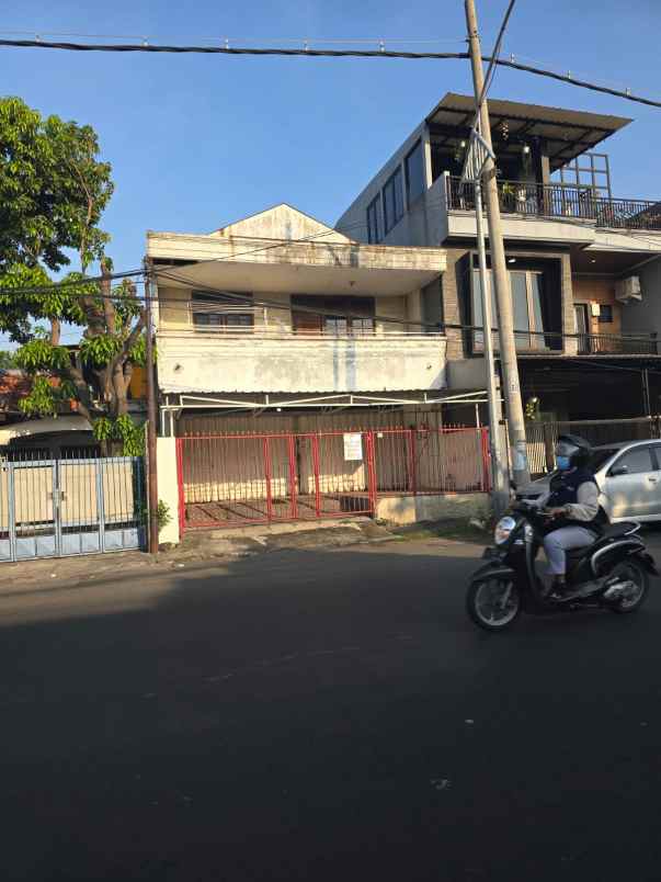 dijual ruko gudang kantor raya tambaksari