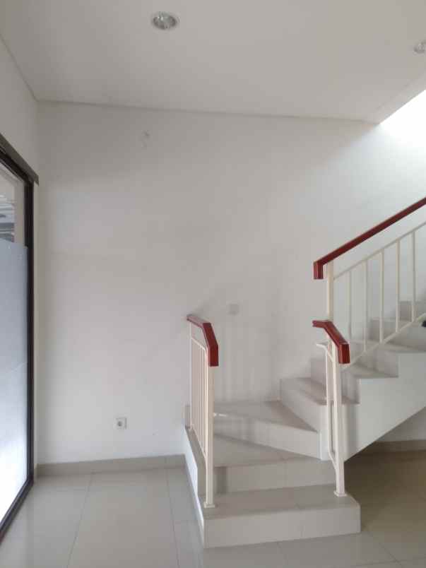 dijual ruko gudang kantor ruko savoy jakarta garden city