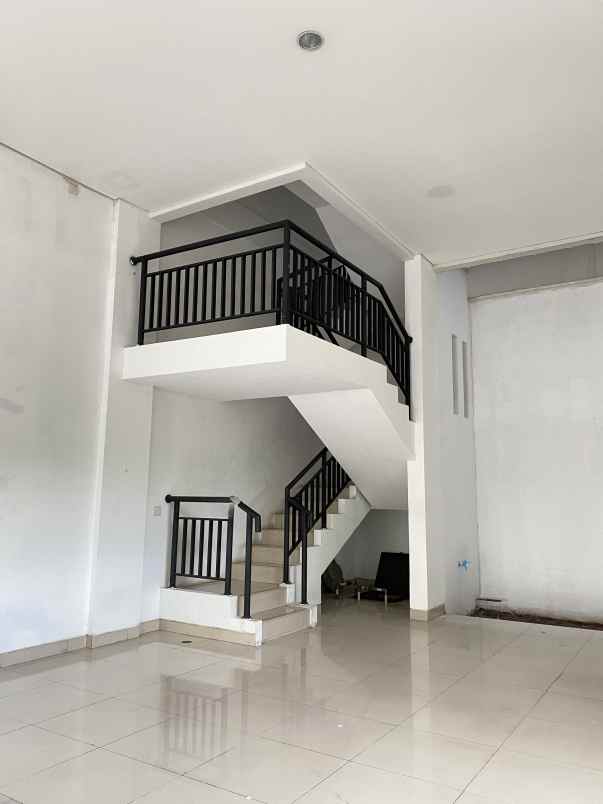 dijual ruko gudang kantor ruko the walk jgc jakarta