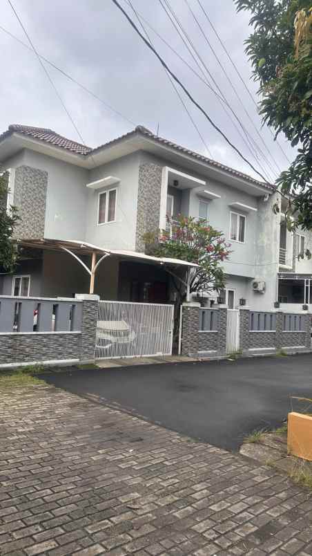 dijual rumah 2 lantai cipayung jakarta timur rp2 7 m