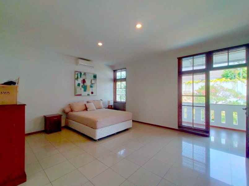 dijual rumah abdul majid