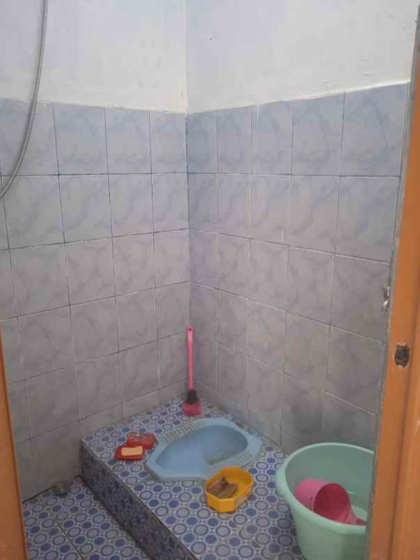 dijual rumah antapani