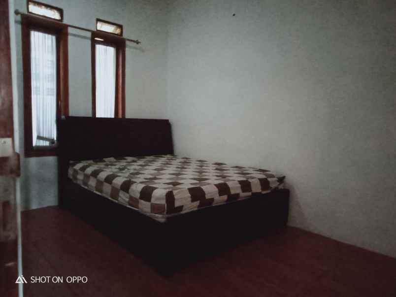 dijual rumah arcamanik