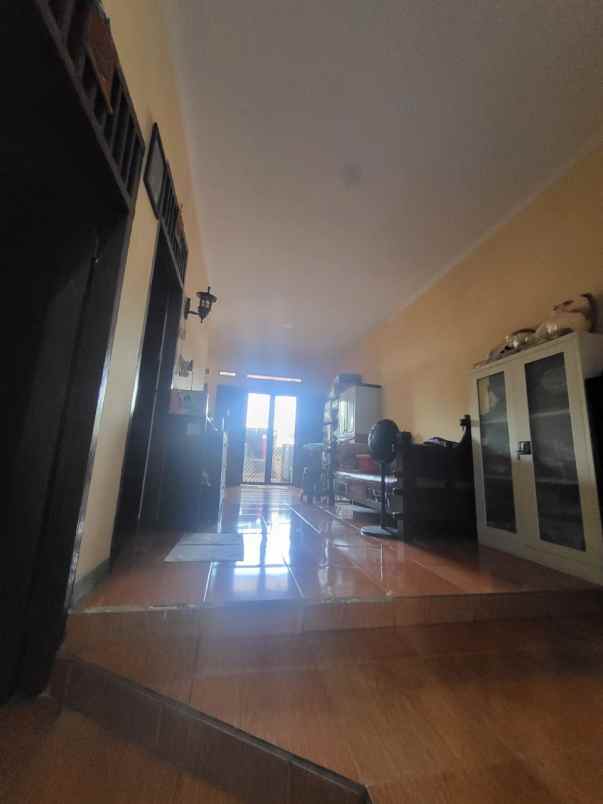 dijual rumah bagus shm banten tangerang