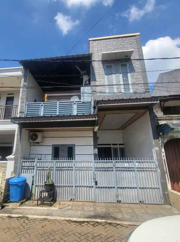 dijual rumah bagus shm banten tangerang