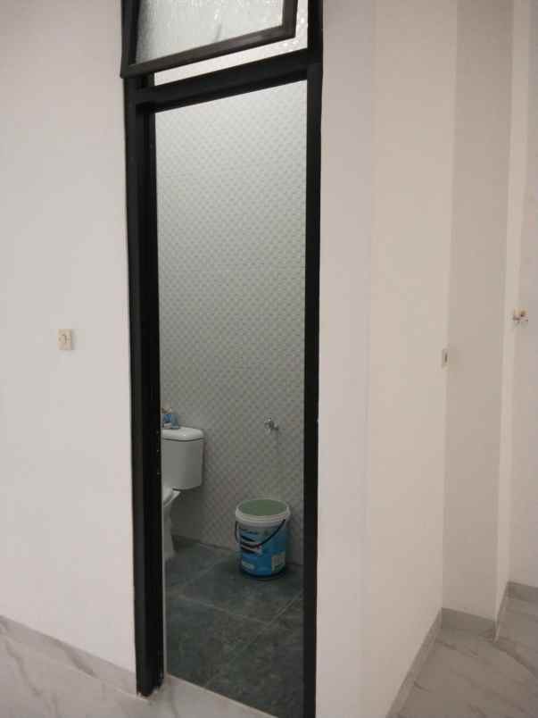 dijual rumah baru 2lantai di harapan indah bekasi