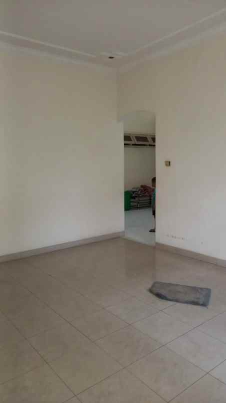 dijual rumah baru gress manyar kertoarjo surabaya