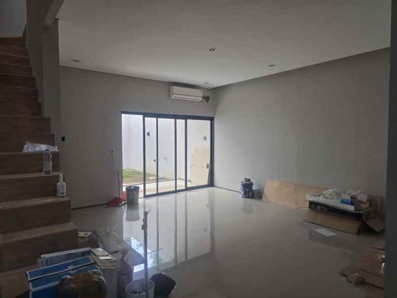 dijual rumah baru mekarsari cimanggis