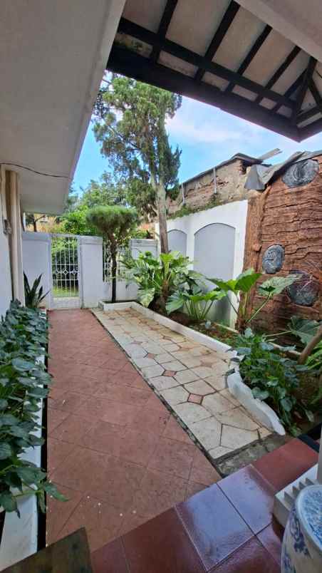 dijual rumah baung kebagusan