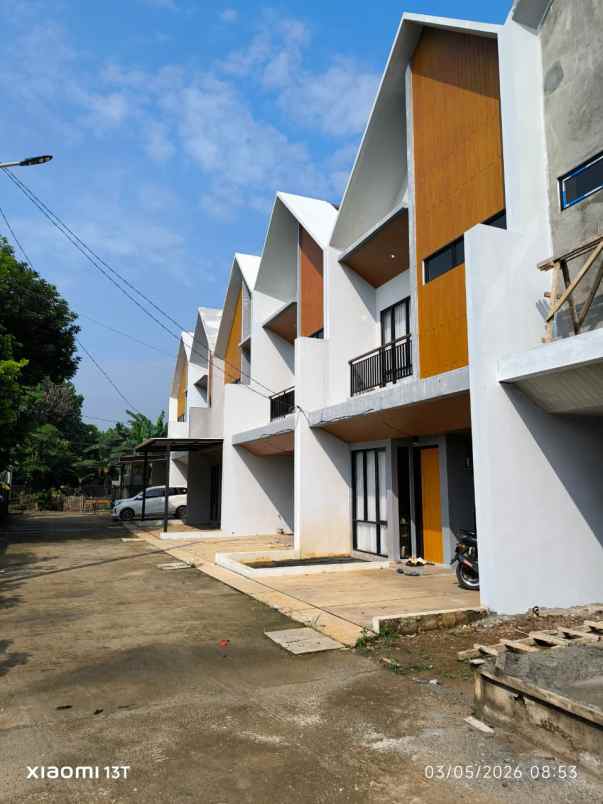 dijual rumah begkong