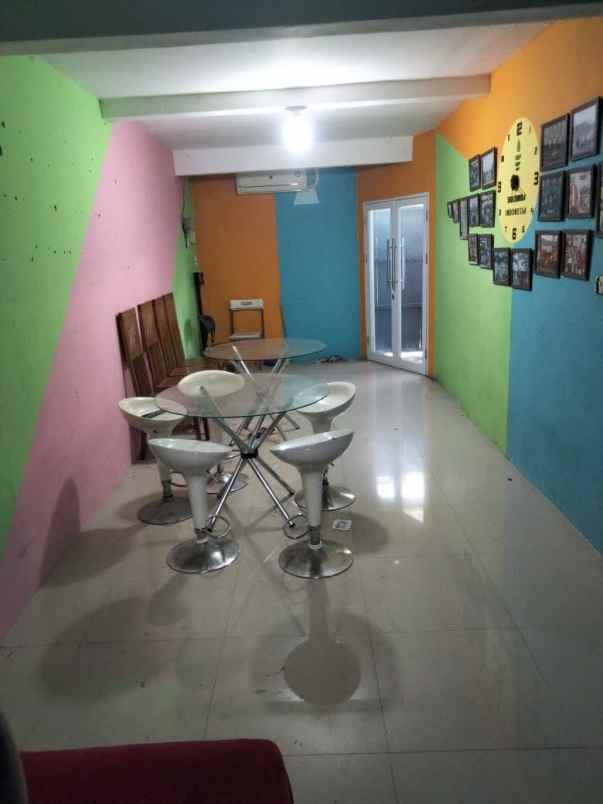 dijual rumah bendul merisi ketintang