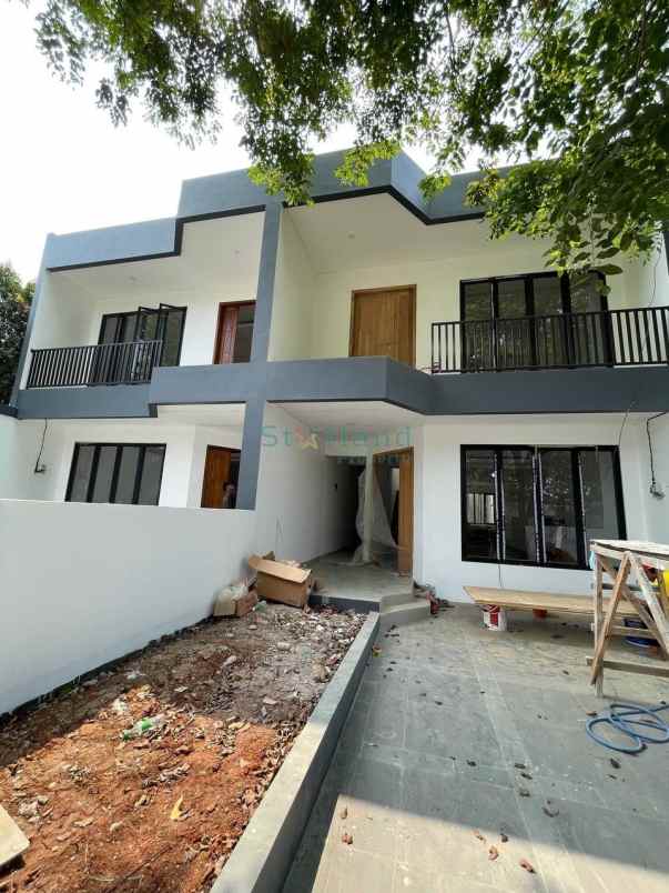 Rumah 2 Lantai Siap Huni Modern Minimalis Dekat Bintaro Sektor 2