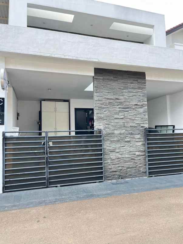 dijual rumah bintaro sektor tangerang