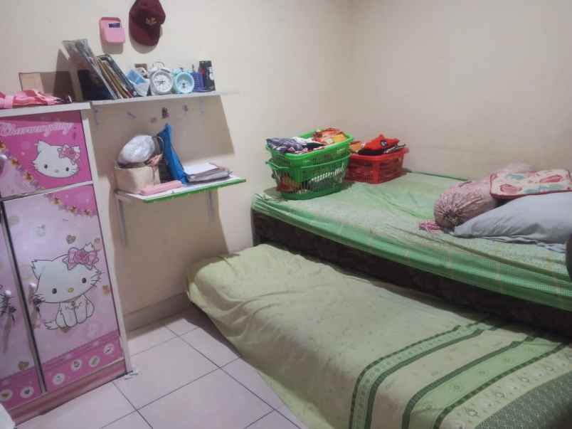 dijual rumah buana soetta residence