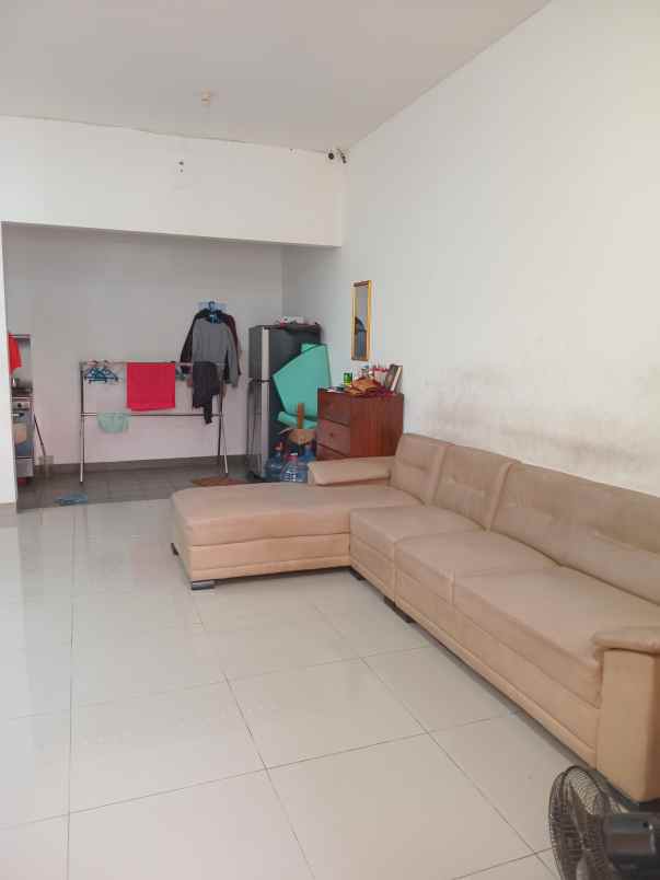 dijual rumah bumi mas kencana