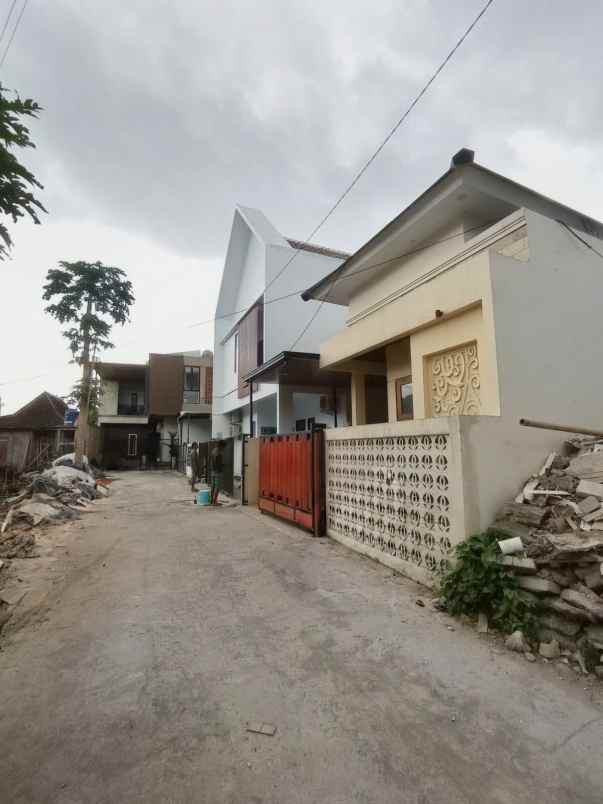 dijual rumah candi sardonoharjo