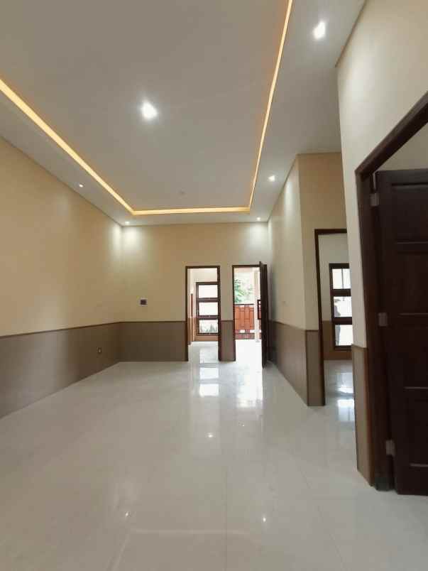 dijual rumah candi sardonoharjo