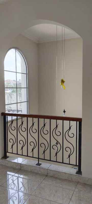 dijual rumah casa grande maguwoharjo sleman