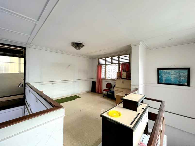 dijual rumah cempaka putih