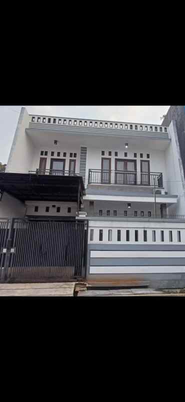 dijual rumah cengkareng indah