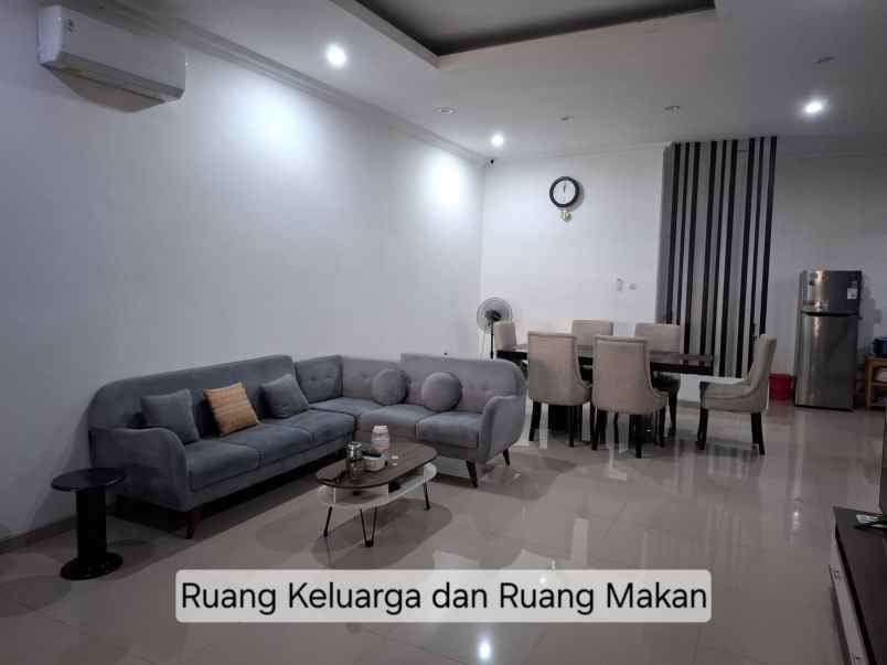 dijual rumah cengkareng indah