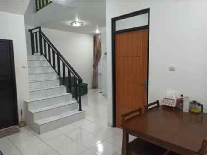 dijual rumah cihanjuang cimahi