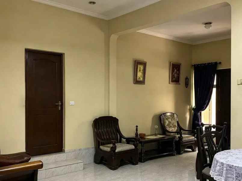dijual rumah cikunir