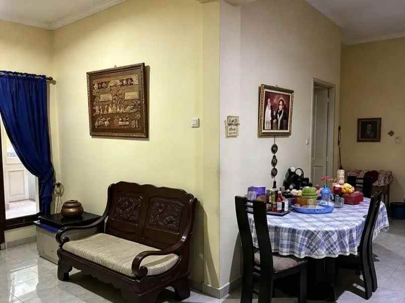 dijual rumah cikunir