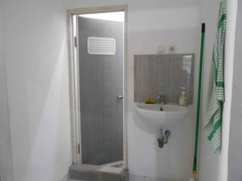 dijual rumah cilodong sukmajaya