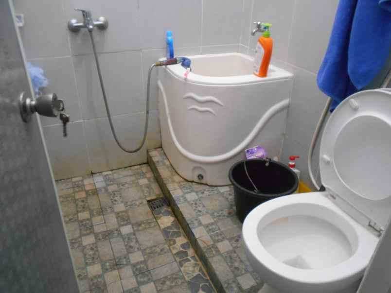 dijual rumah cilodong sukmajaya