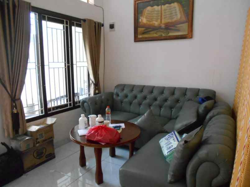 dijual rumah cilodong sukmajaya