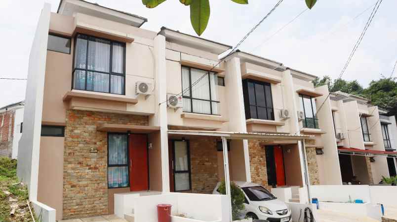 dijual rumah cimahpar stoneyard jl guru