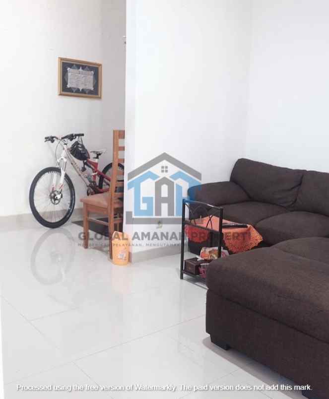 dijual rumah cipageran