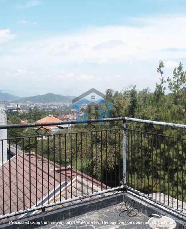 dijual rumah cipageran