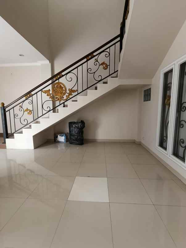 dijual rumah cipinang besar jaktim