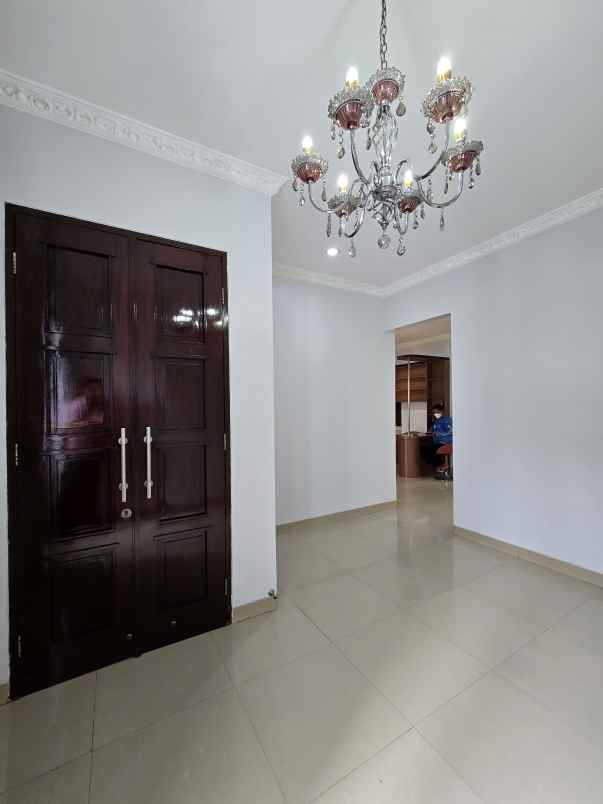 dijual rumah cipinang muara