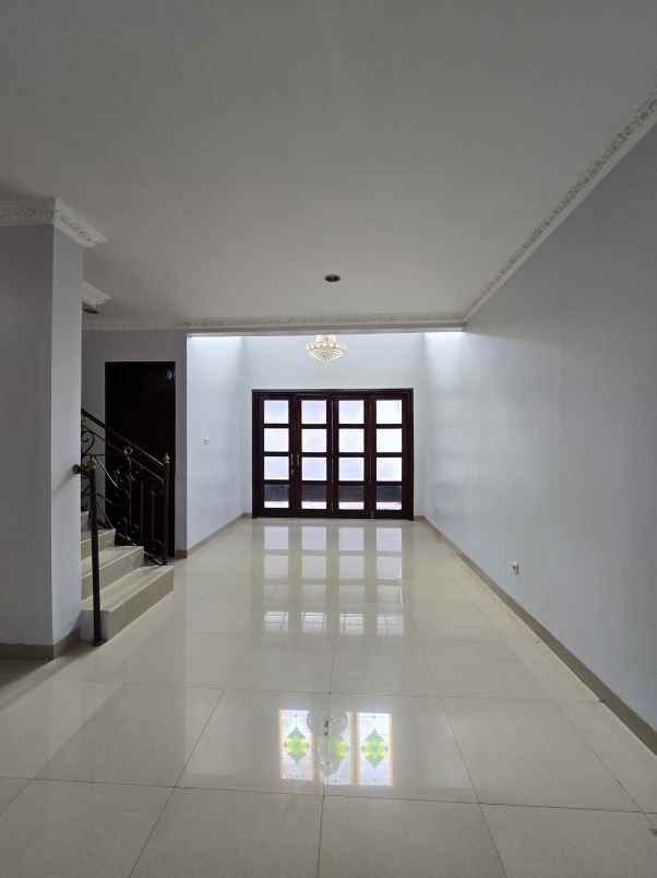 dijual rumah cipinang muara