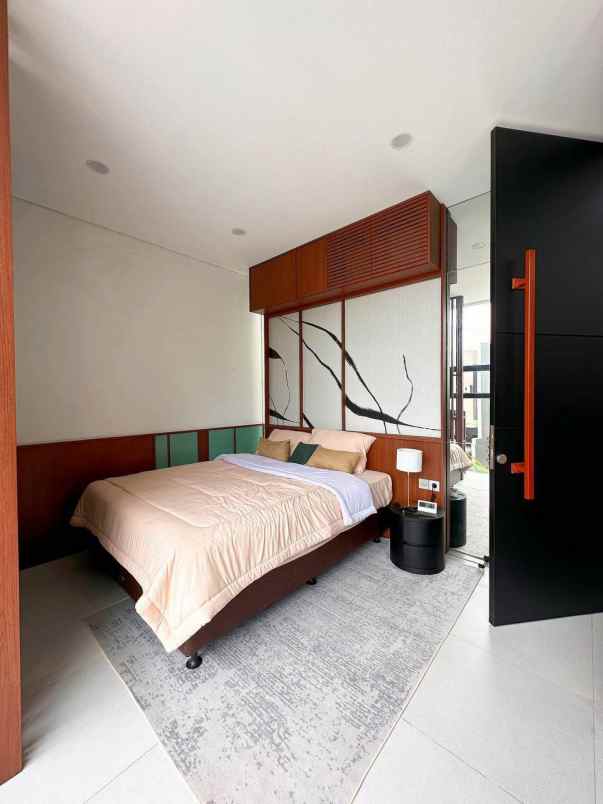 dijual rumah ciracas