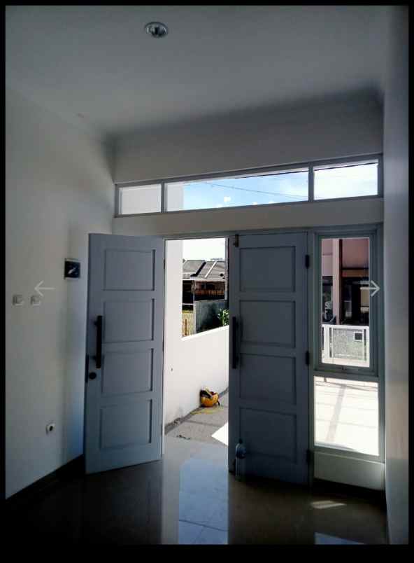 dijual rumah cisaranten