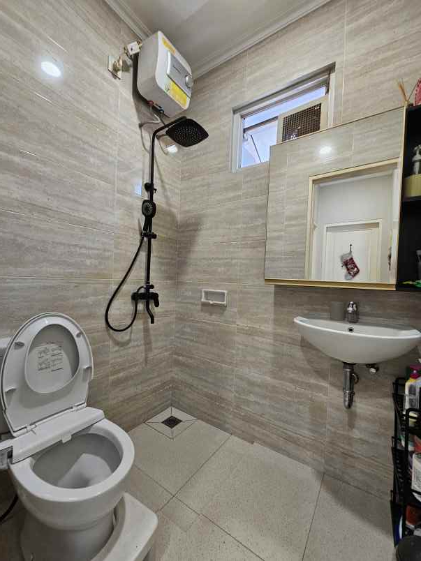 dijual rumah cluster bohemia