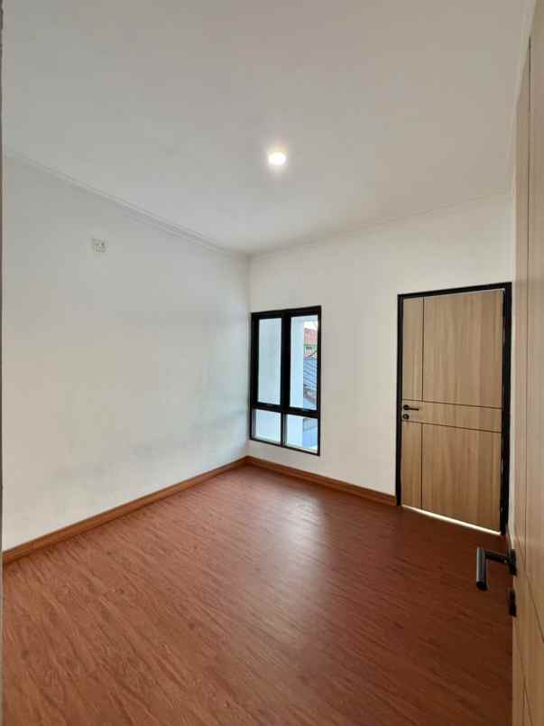 dijual rumah cluster cassiawood tambun