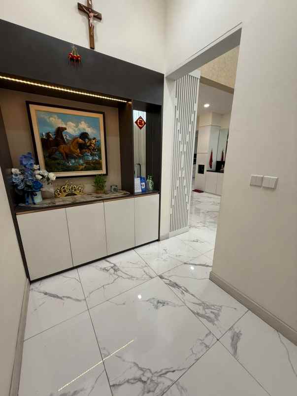 dijual rumah cluster matana asya jgc