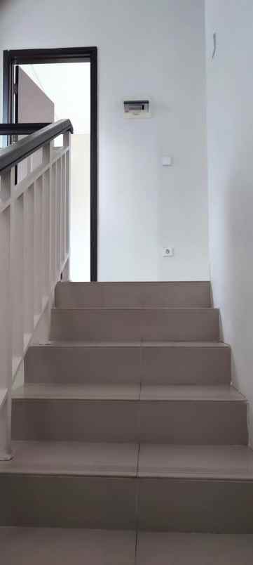 dijual rumah cluster mississippi jgc cakung