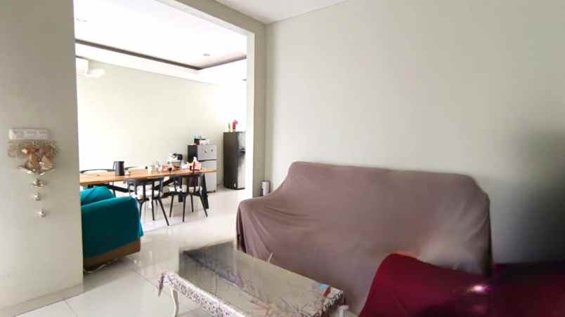 dijual rumah cluster sevilla metland cakung