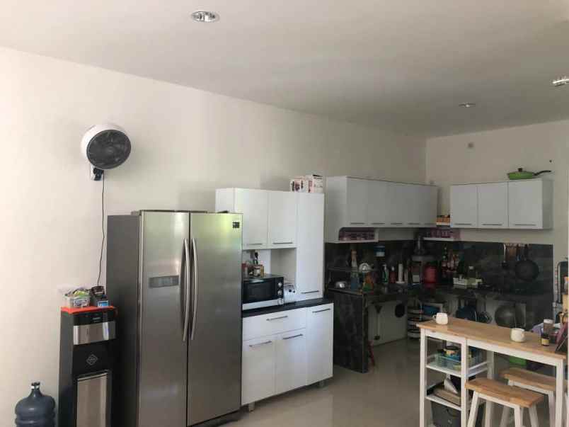 dijual rumah decasa residence