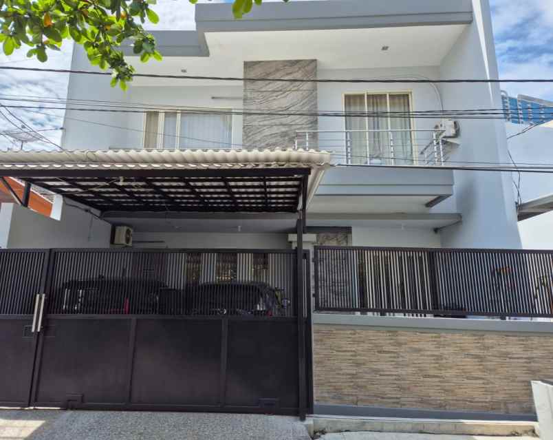 dijual rumah dekat galaxy mall wismai permai barat