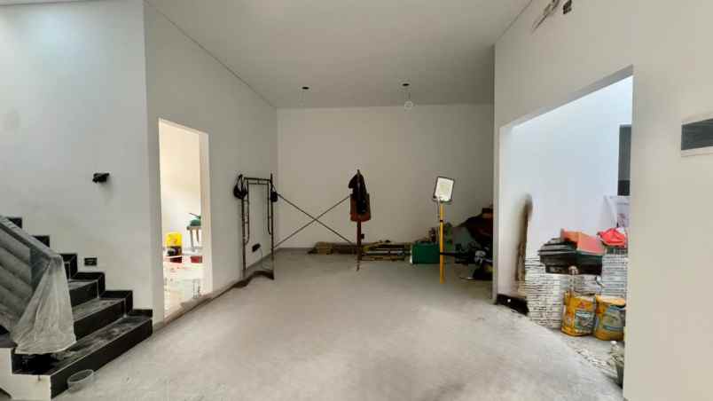 dijual rumah dharmahusada