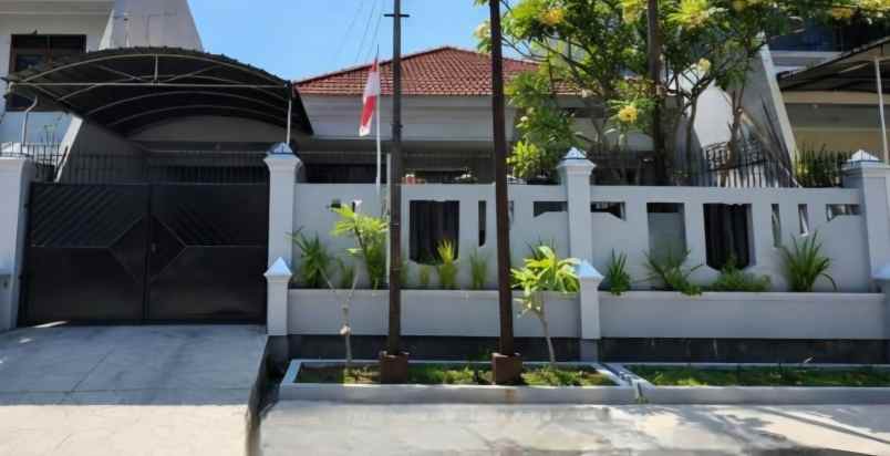 dijual rumah dharmahusada indah